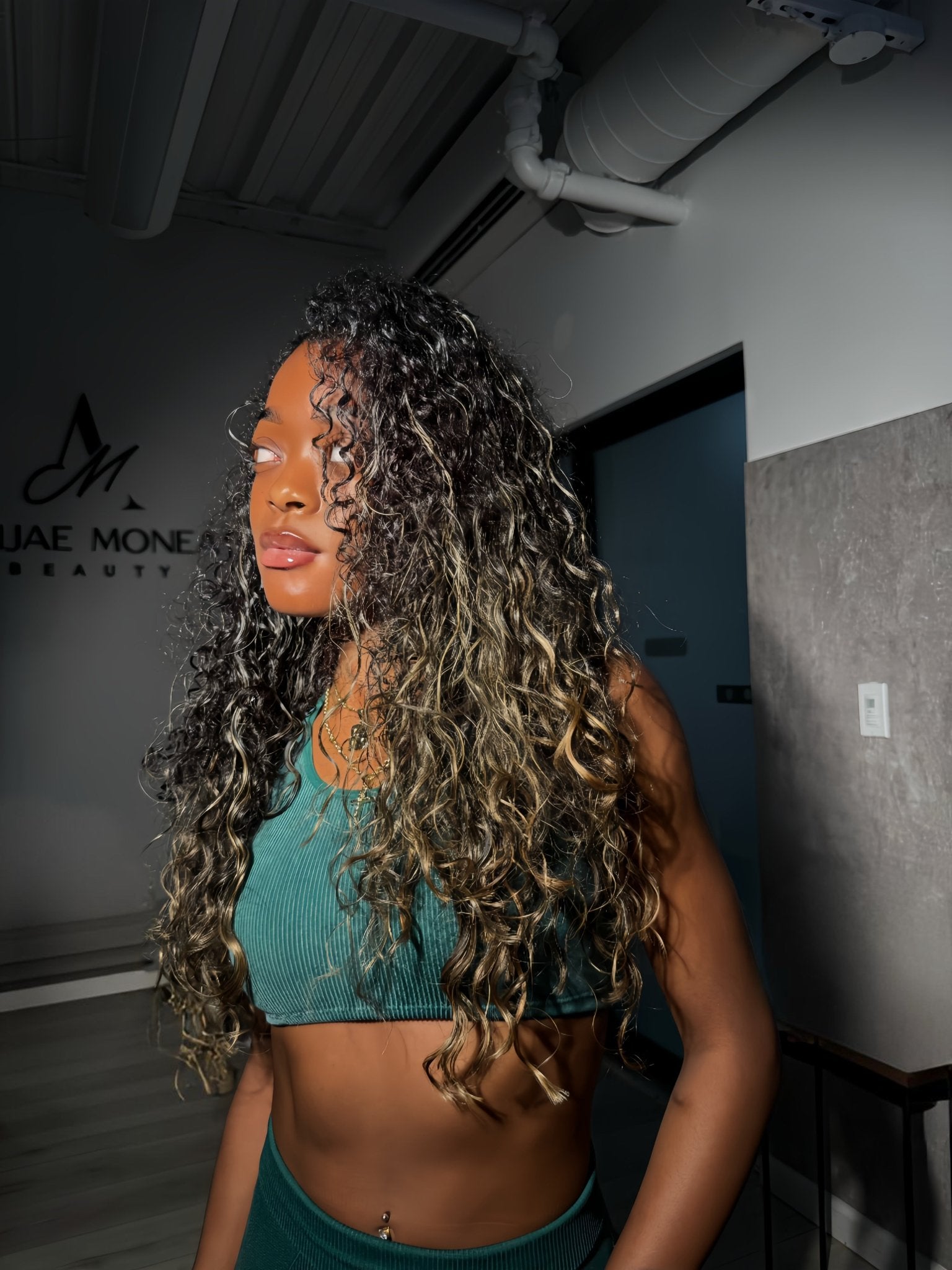Raw Curly Noir Blonde - ANJAE MONEA COLLECTION
